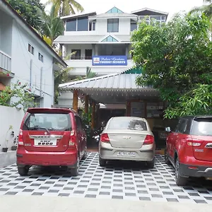 Pulari Gardens Resort