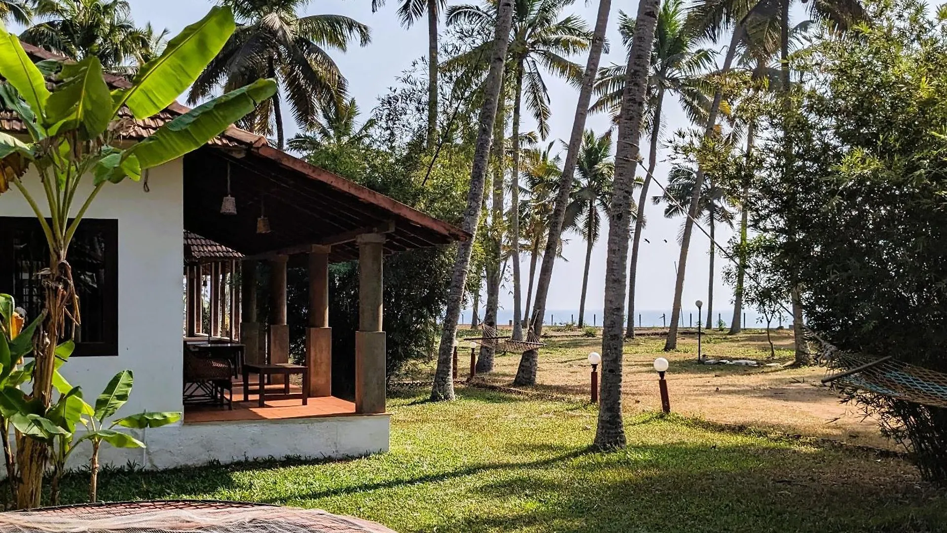 Baycliff Cottages Varkala Resort